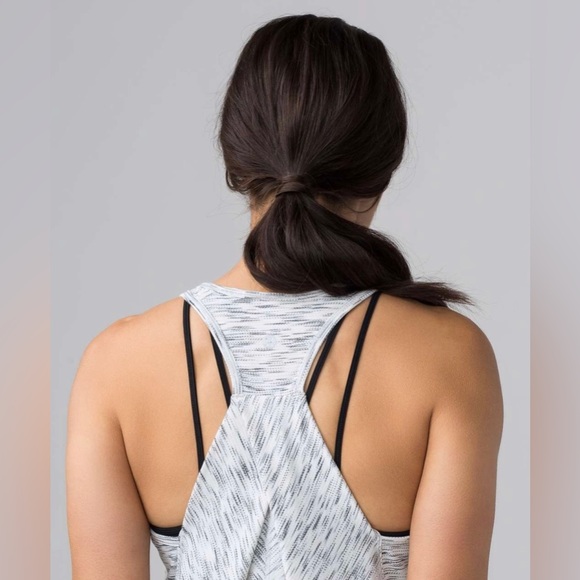 Lululemon Essential Tank (Tiger Space Dye Black White) - Picture 3 of 10